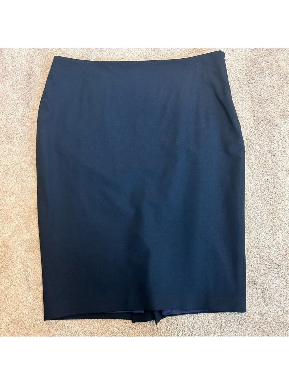 Women's Elie Tahari wool pencil Skirt navy blue Size 8